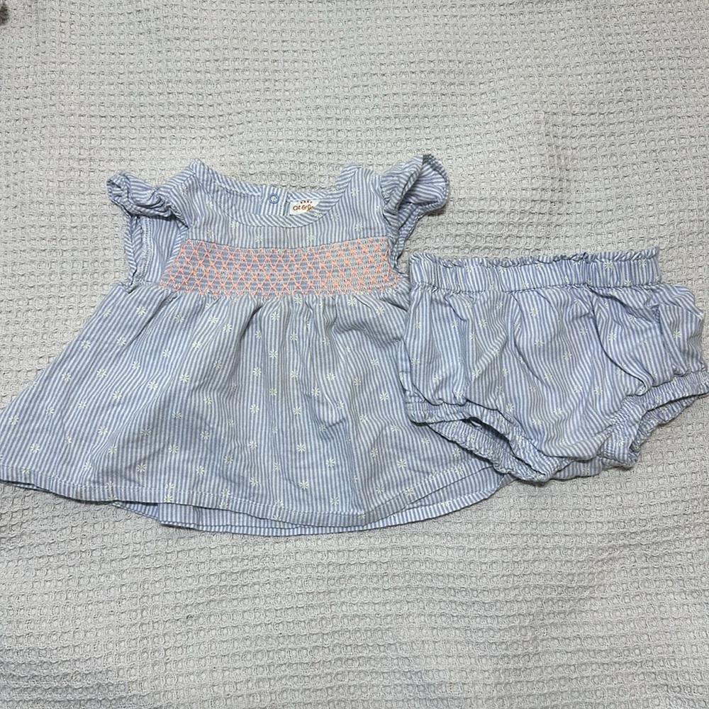 Cat & Jack 2 piece Bubble set